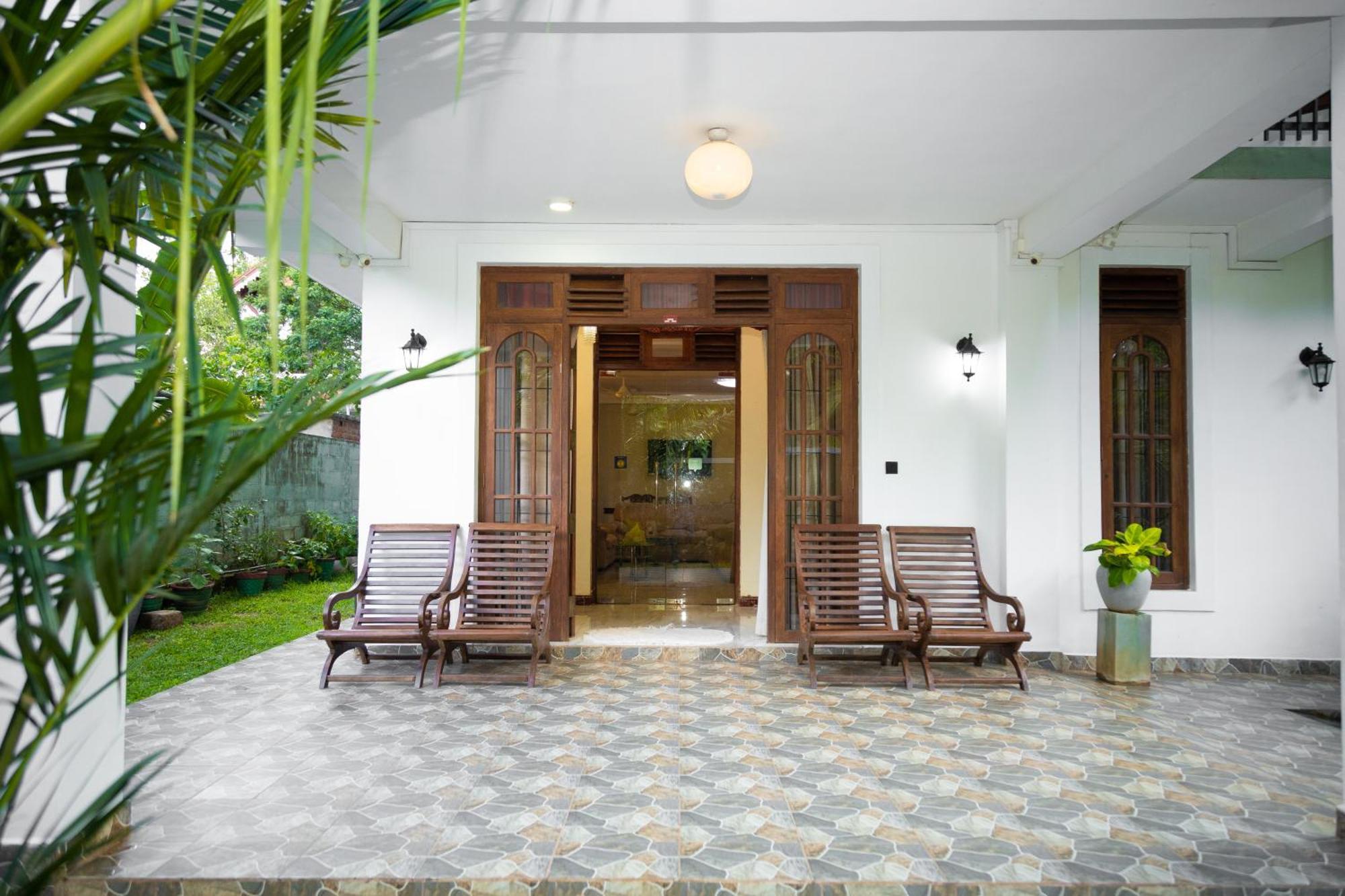 Marathona Tourist Resort - Anuradhapura Exterior foto
